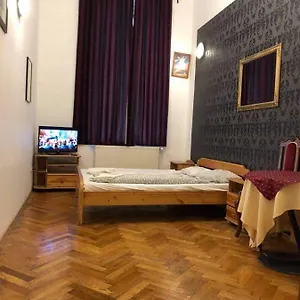  Apartament 4 2.