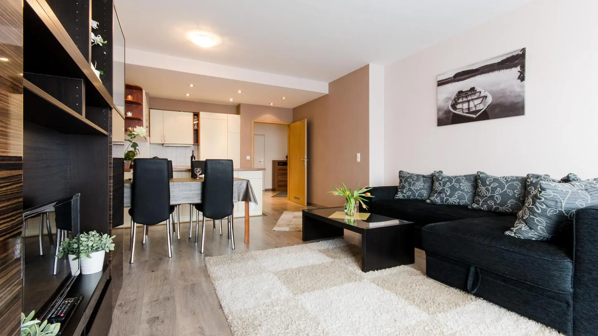 Апартаменты Sweet Home At The Danube With Wellness Будапешт